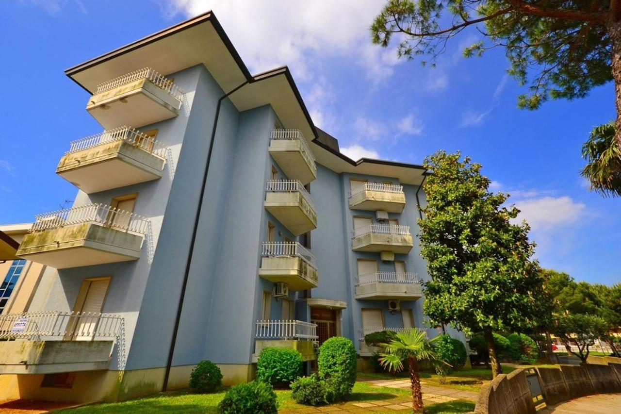 In Lignano 21638 Apartamento *